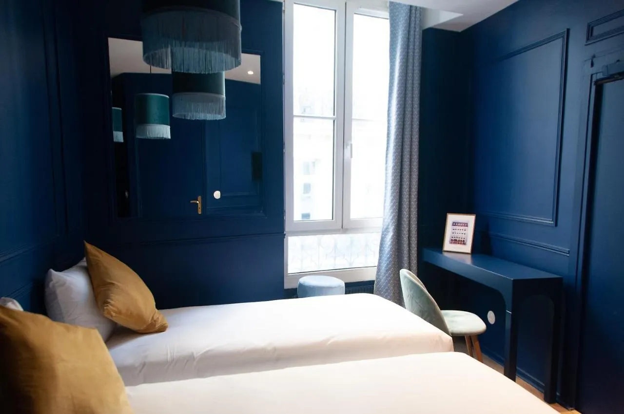 Hotel Petit Saint-Honore Париж