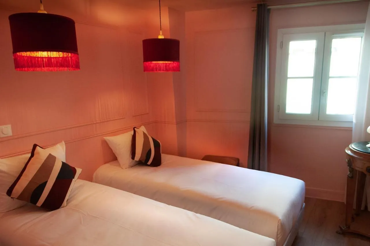 Hotel Petit Saint-Honore Париж