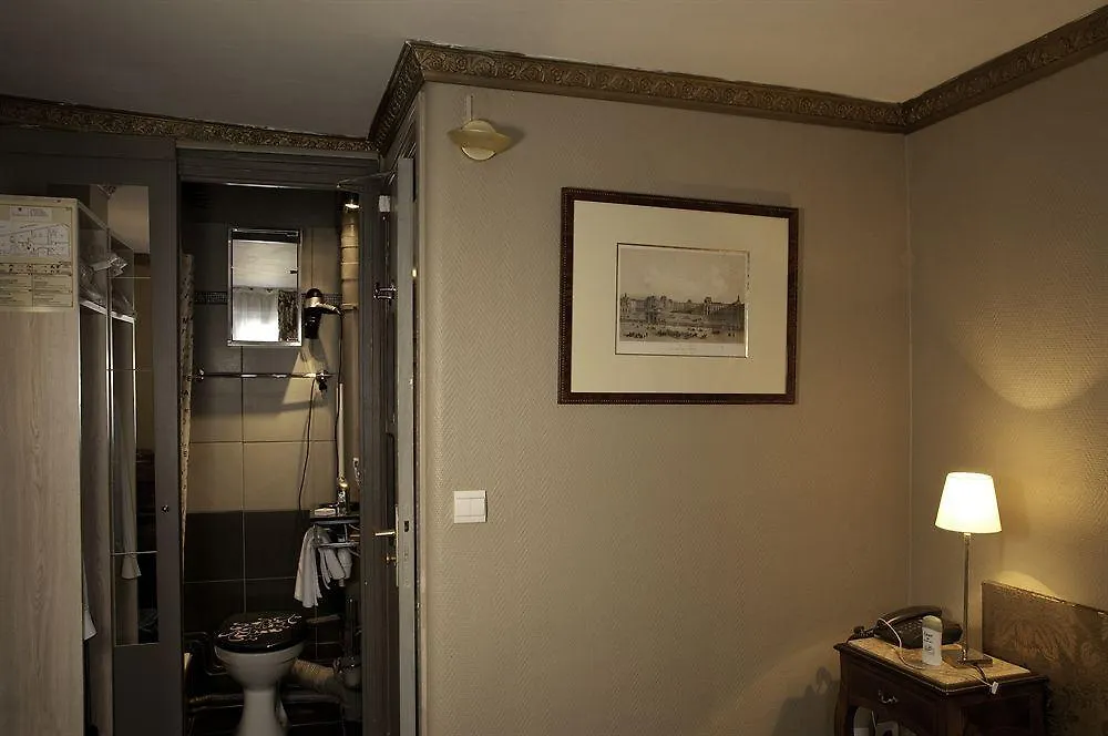 Hotel Petit Saint-Honore Париж