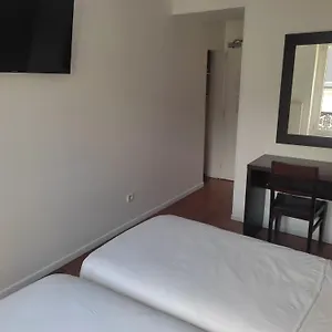 Hotel Luxelthe, Paris