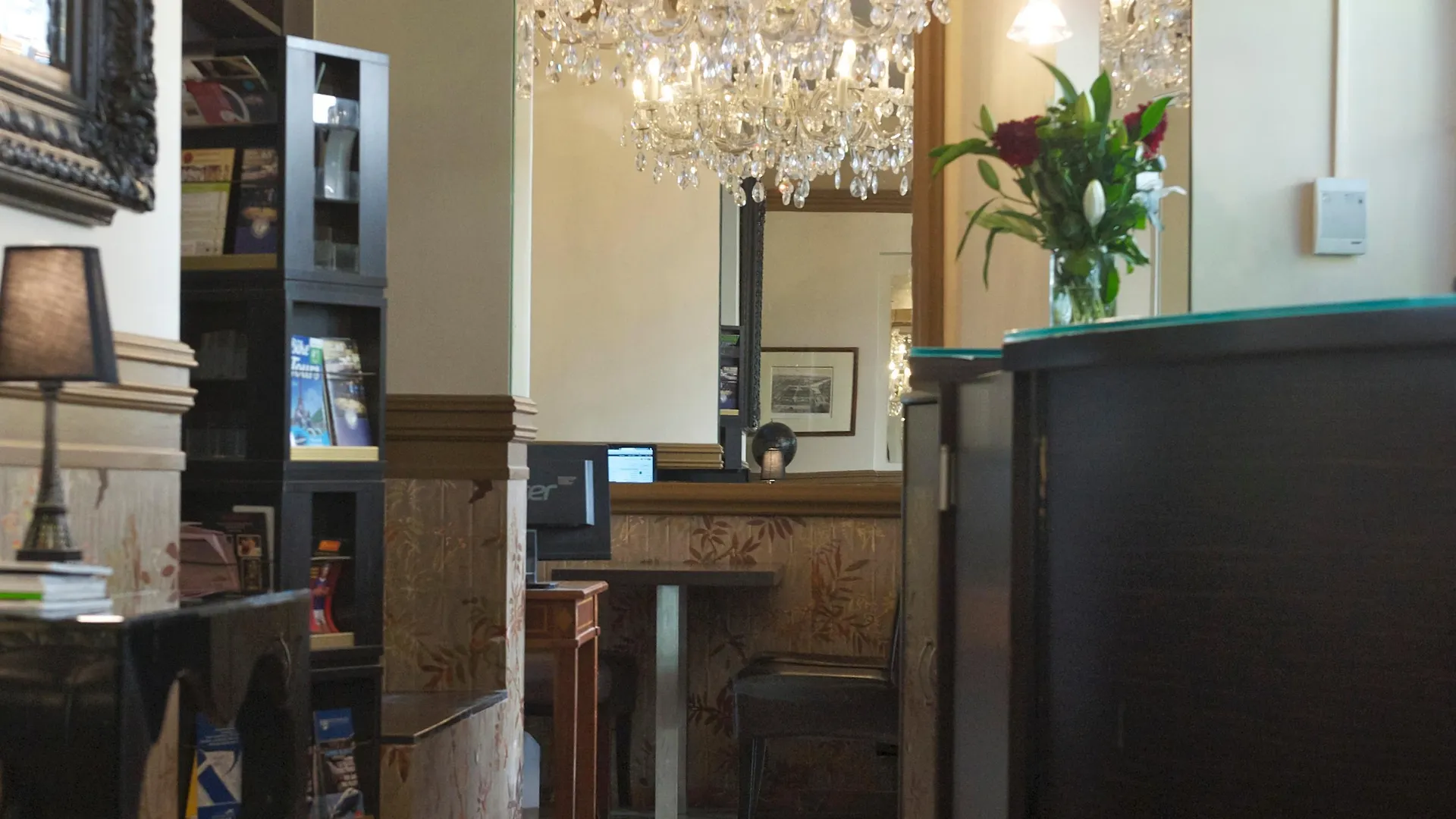 Hotel Petit Saint-Honore Paris