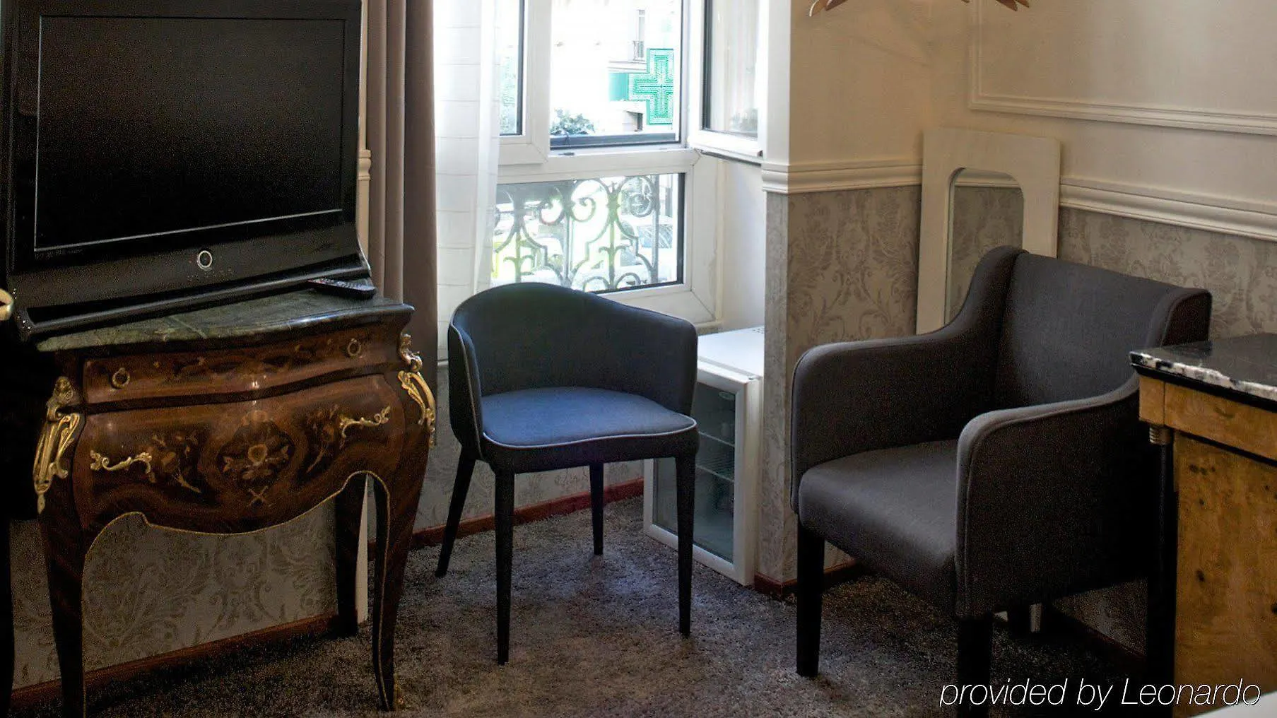 Hotel Petit Saint-Honore Paris